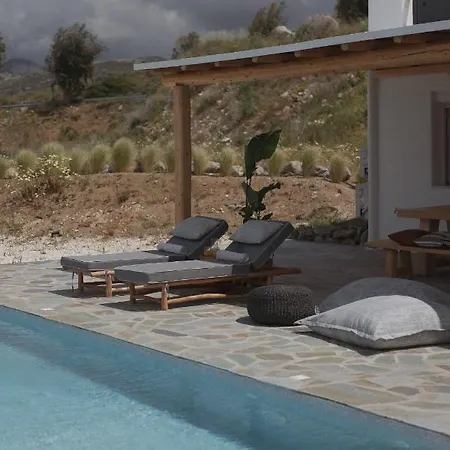 ヴィラ Vouno Luxury Glinado Naxos