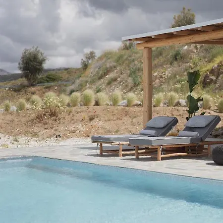 Vouno Luxury فيلة